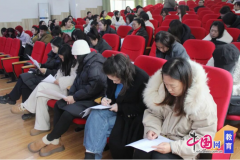 多的炊事委员以“仆人翁”的投入和参取